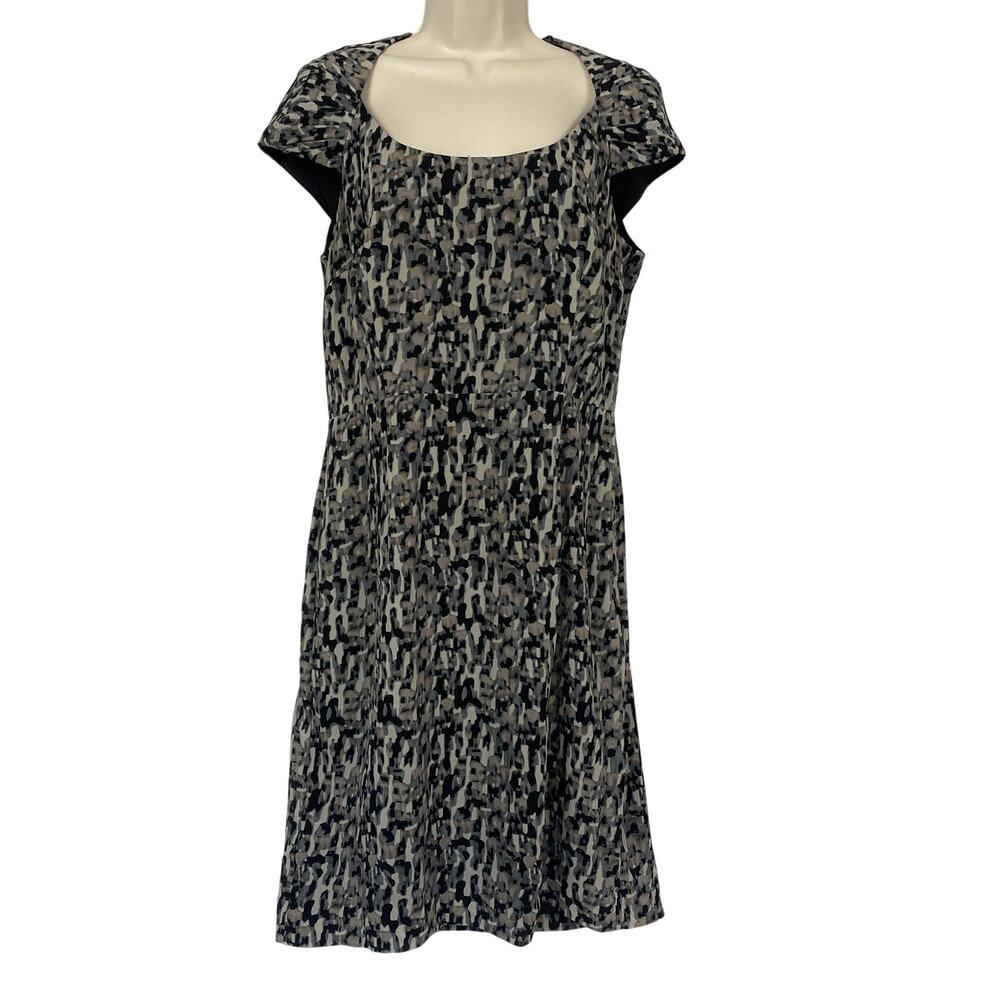 Ann Taylor Stretch Silk Dress Women 10 Abstract Animal Print Neutral Career Gray
